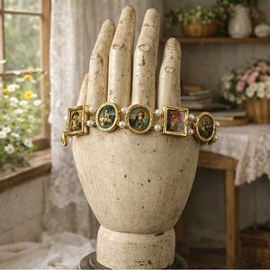 Vintage Danbury Mint Hummel Charm Bracelet, Gold Plated, Cultured Pearls